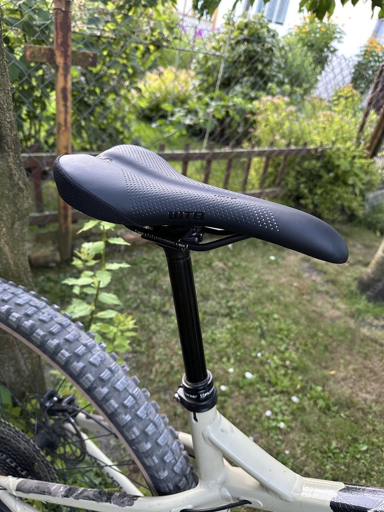Rower MTB Enduro Trail HT Dartmoor Primal Pro 29