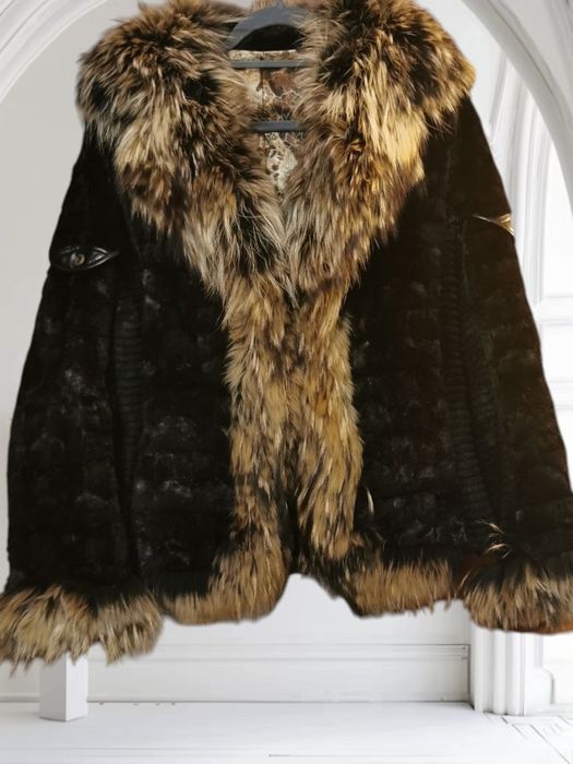 Futro z norek i z kołnierzem z jenota