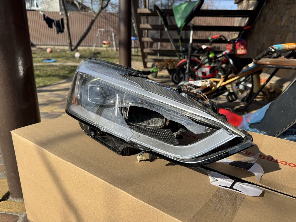 Фара Audi A5B9 FullLed 2019 под ремонт, запчасти