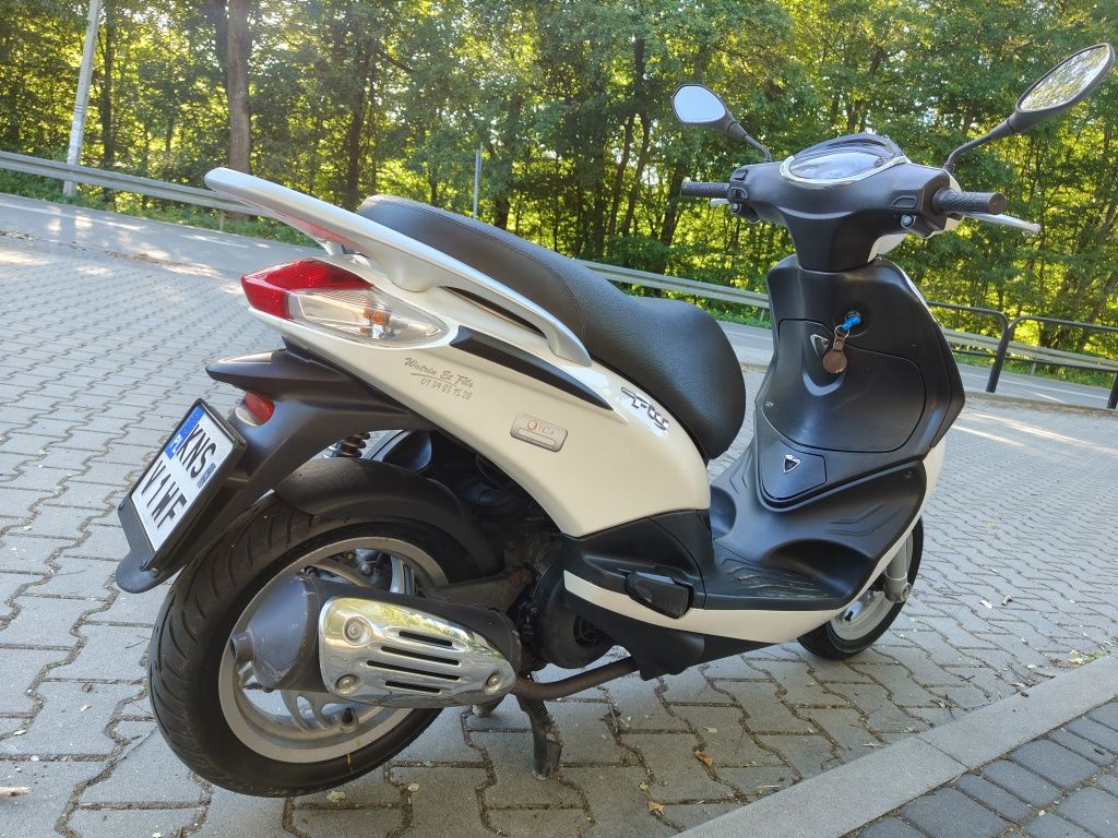 Piaggio fly 125 skuter kat. B liberty 2016 super stan