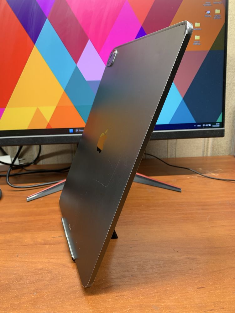 Планшет Apple Ipad Pro 12.9 gen4 2020 wi-fi 512gb A2229