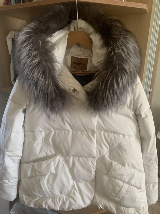 Продам пуховик жіночій розмір s