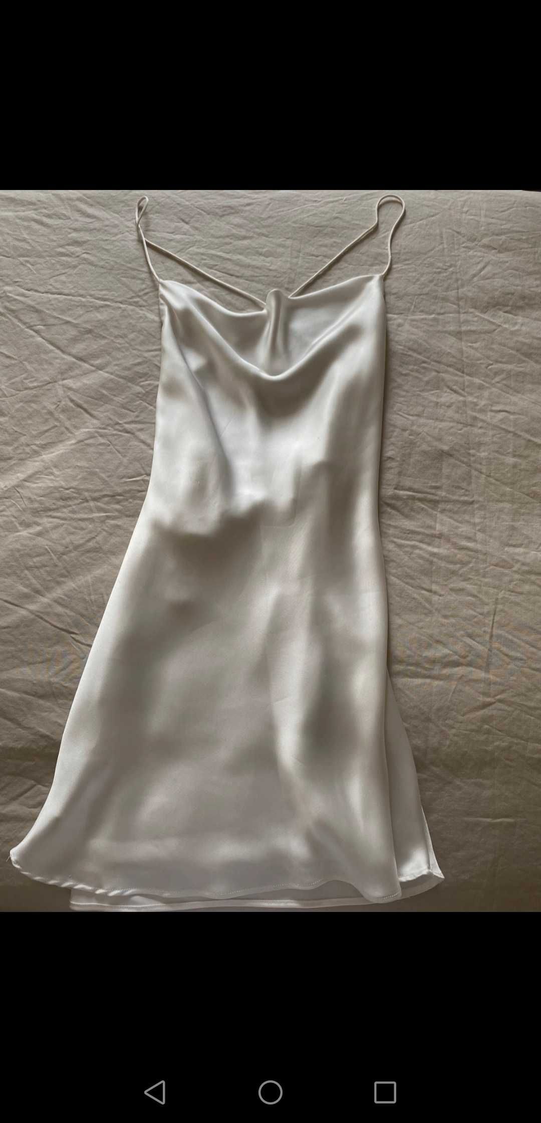 Vestido cetim zara