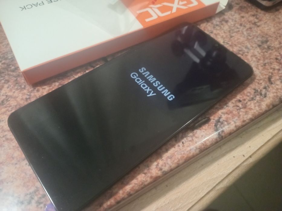 Продам дисплей до samssung  a12s 2021