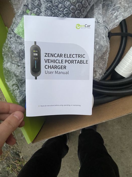 зарядний пристрій ZENCAR Mode 2 EV Charger.