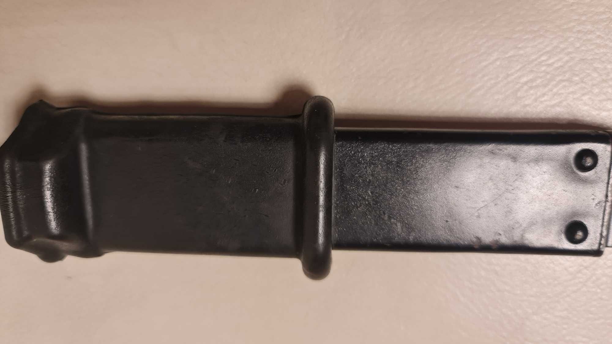 Pochwa Bagnetu NVA 6H3 AK 47 Oraz AKM (Z ŻABKĄ) (UŻYWANA)