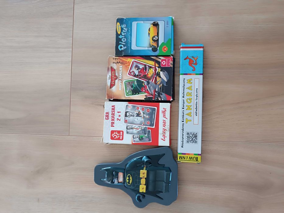 Zestaw gier puzzli dla chłopca