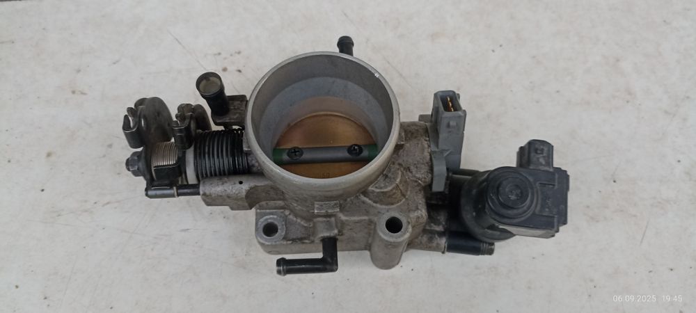 Дросельна заслонка Hunday Tucson 2.7 35100-37420