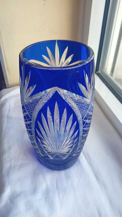 Wazon kryształowy lazurowany kobaltowy szlifowany Irena Inowrocław