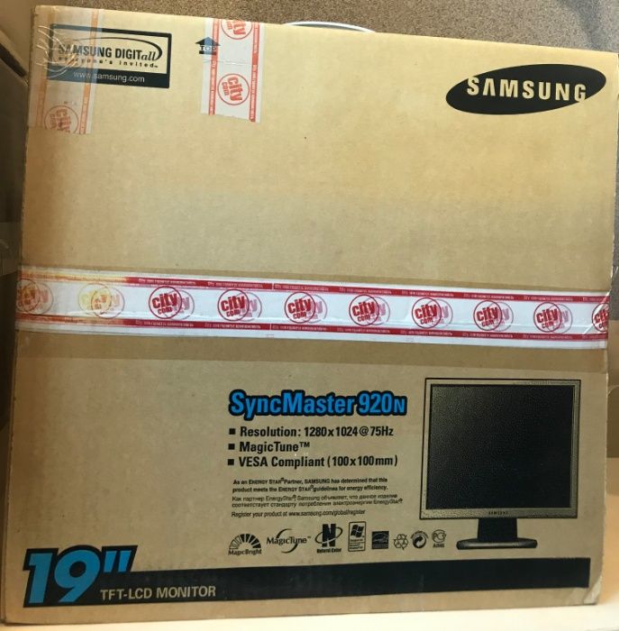 Монитор 19" Samsung 920N