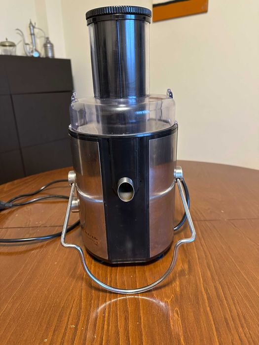 Liquidificador de Frutos Taurus