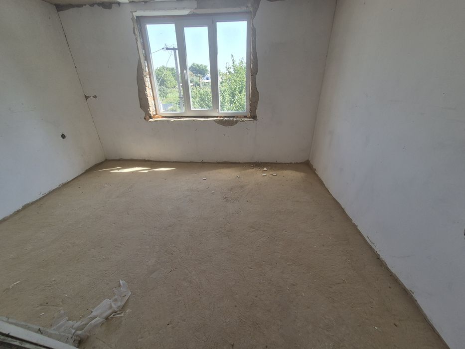 Продам будинок с Острів