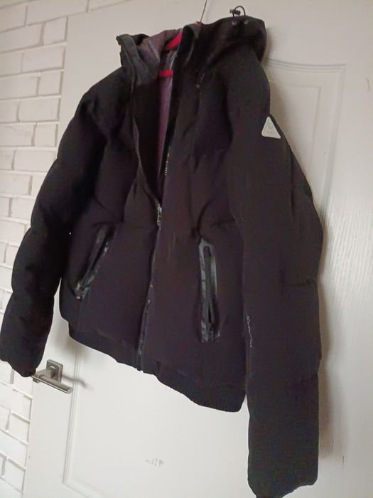 Kurtka zimowa halti - M  - 250 zł