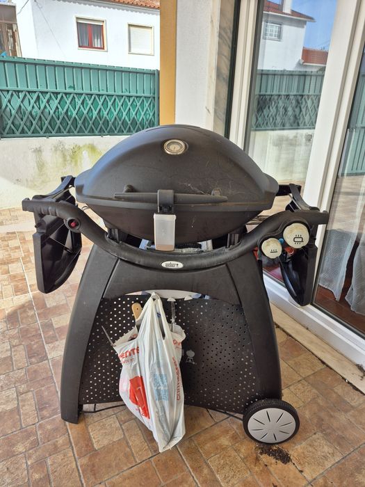 Grelhador a gás Weber Q3200