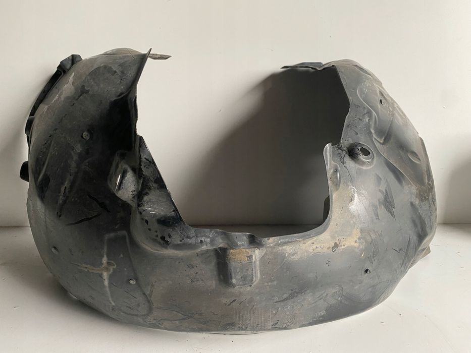 Audi A4 B9 nadkole prawe przód 8W0821172A