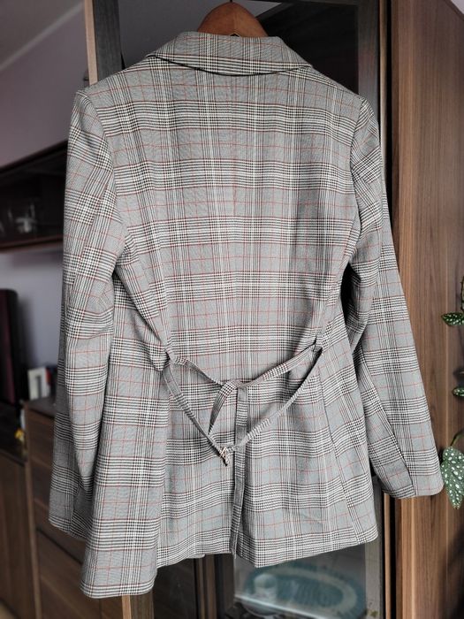 Marynarka w kratkę, z paskiem H&M