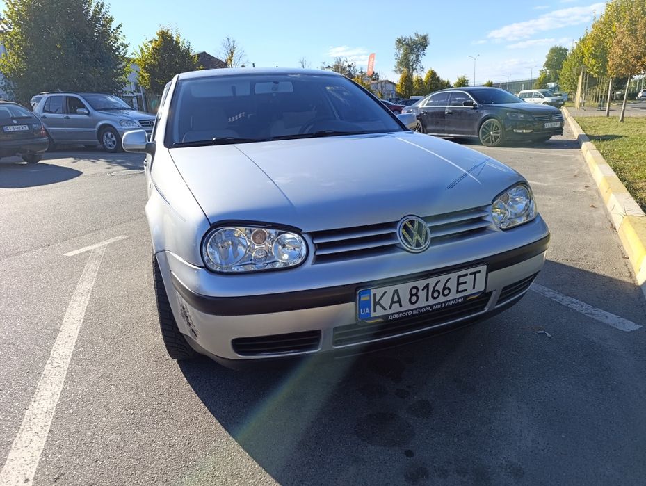 Продам легковий автомобіль Golf 4