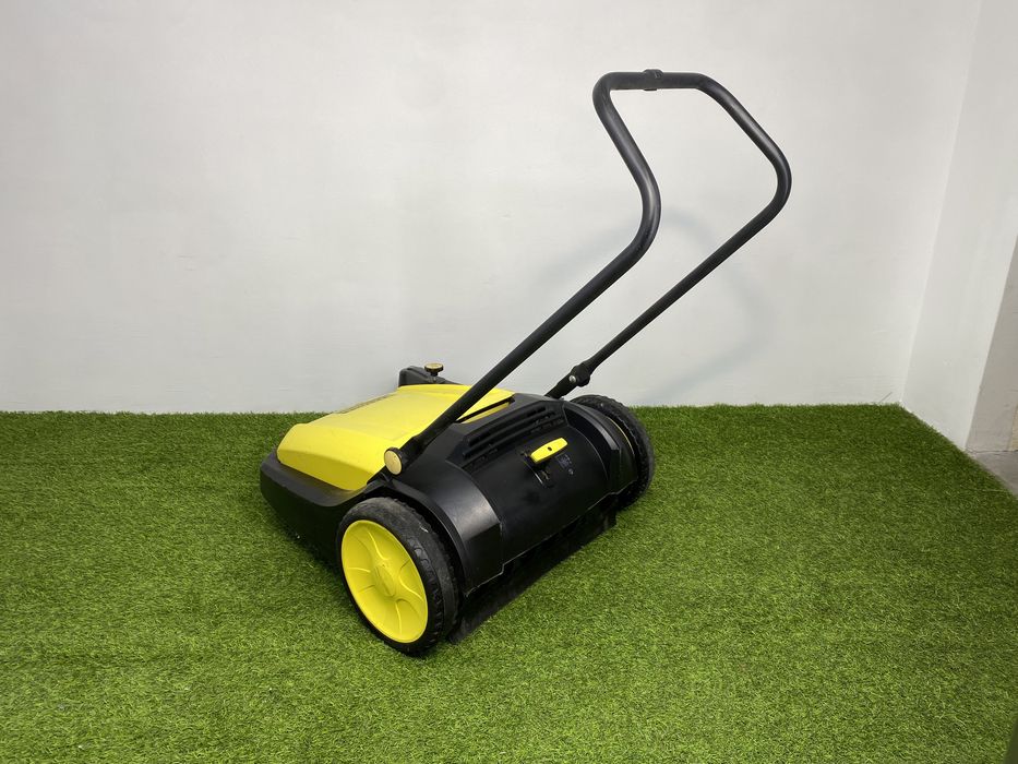 Zamiatarka Karcher KM 70/20 C • super stan