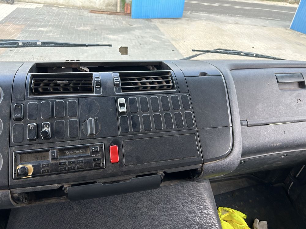 Mercedes atego 1828