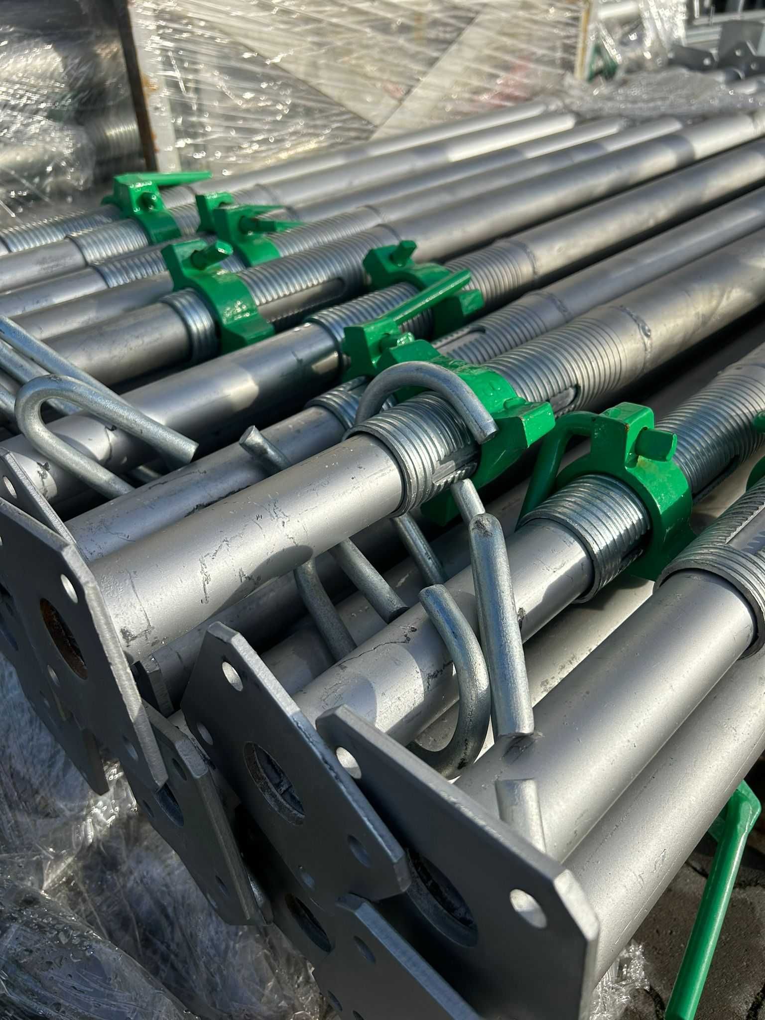 Nowe podpory / stemple budowlane ocynkowane 20 KN, długość 3,50 m