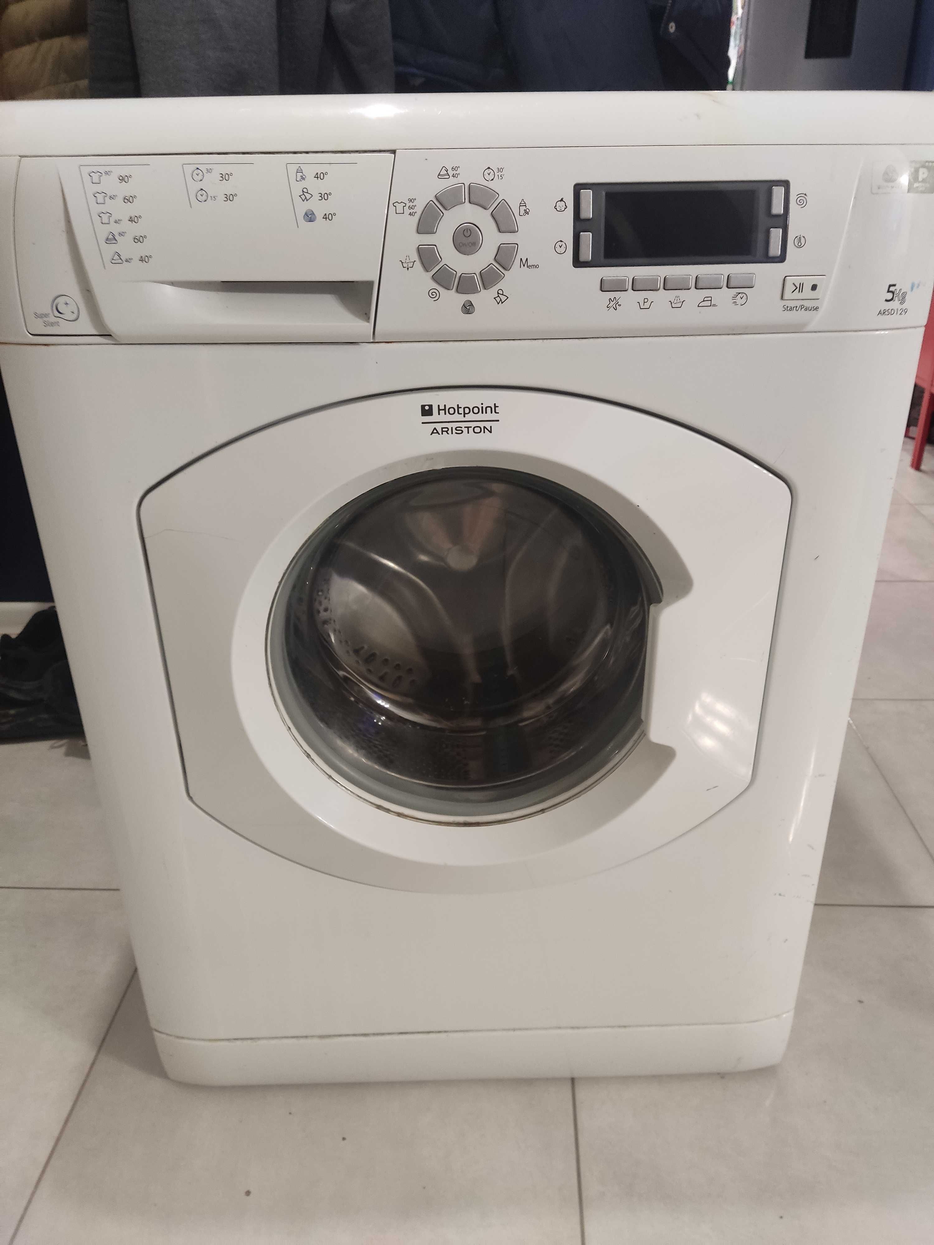 Pralka Hotpoint Ariston ARSD 129 używana