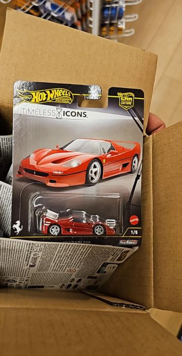 Hot wheels premium ferrari F40