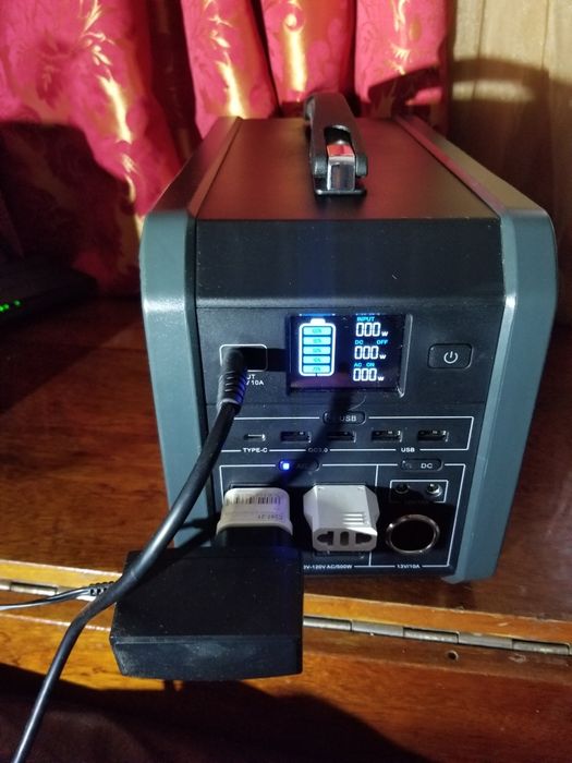 BLUETTI PS70. Зарядна станція.