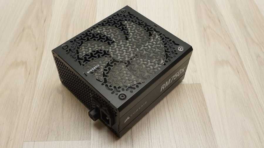 Corsair RM750x ATX 3.1 PSU Fonte de alimentação