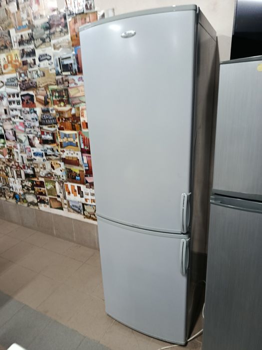 Холодильник сухої заморозки