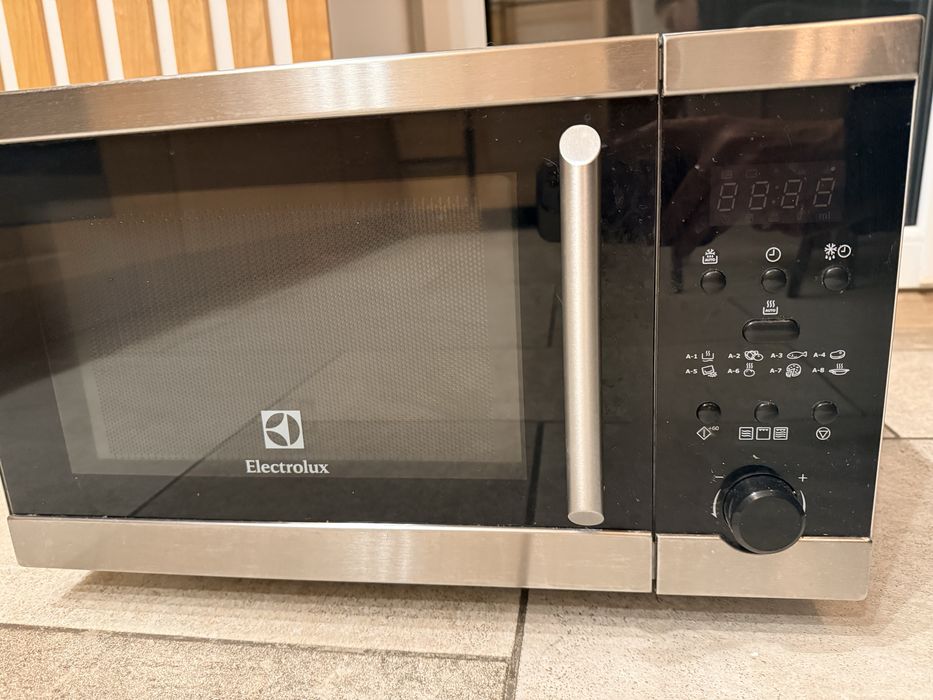 Продам микрохвильову піч