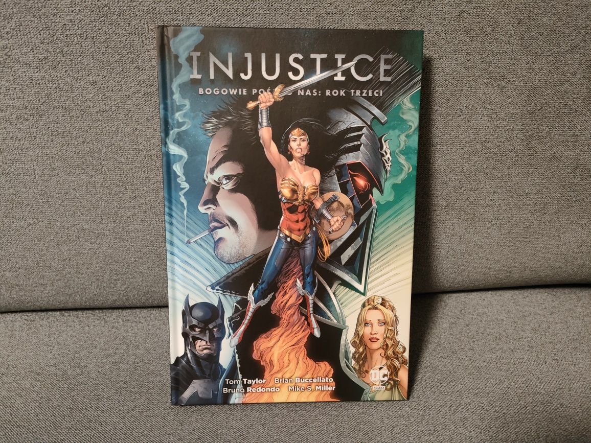 Injustice Bogowie pośród nas tom 3