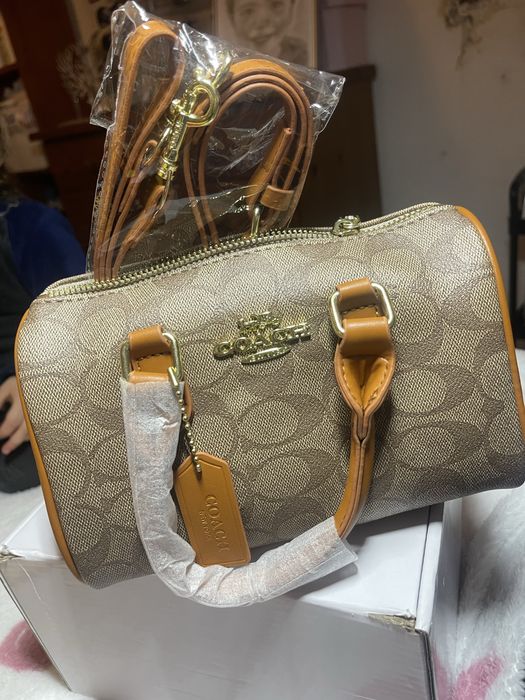 Mala coach nova em caixa