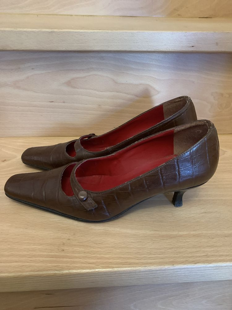 Sapatos Hera castanhos