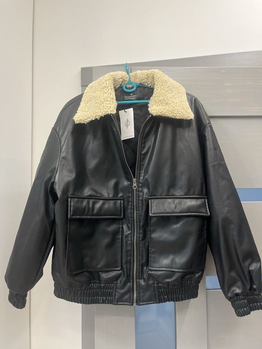 Куртка Stradivarius