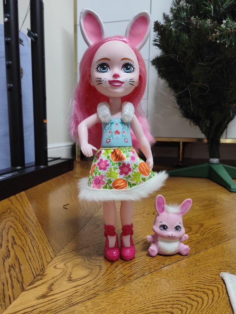 Duża lalka Enchantimals Bree + króliczek FRH52