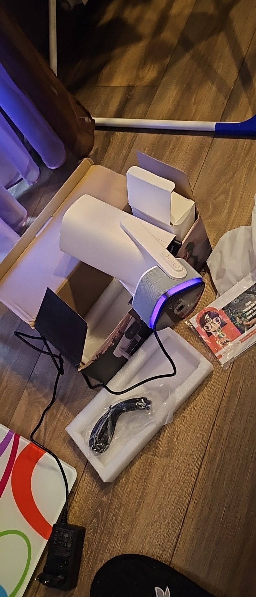 Смарт ПРОЕКТОР Salange Projector K2 вбудована батарея!