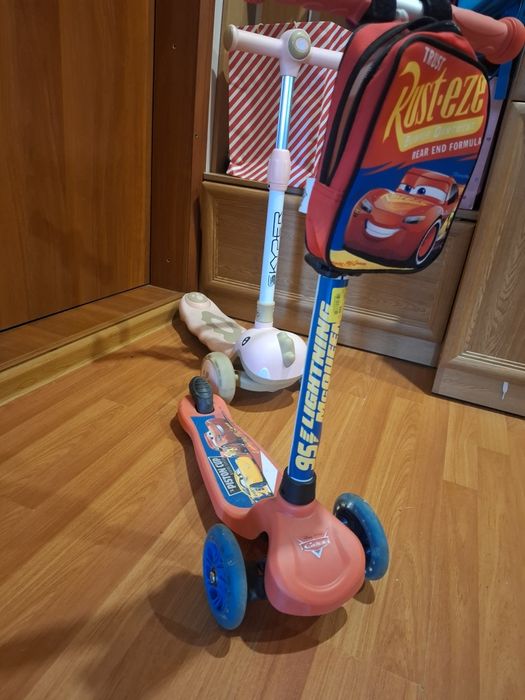 Самокати для хлопчика червоний