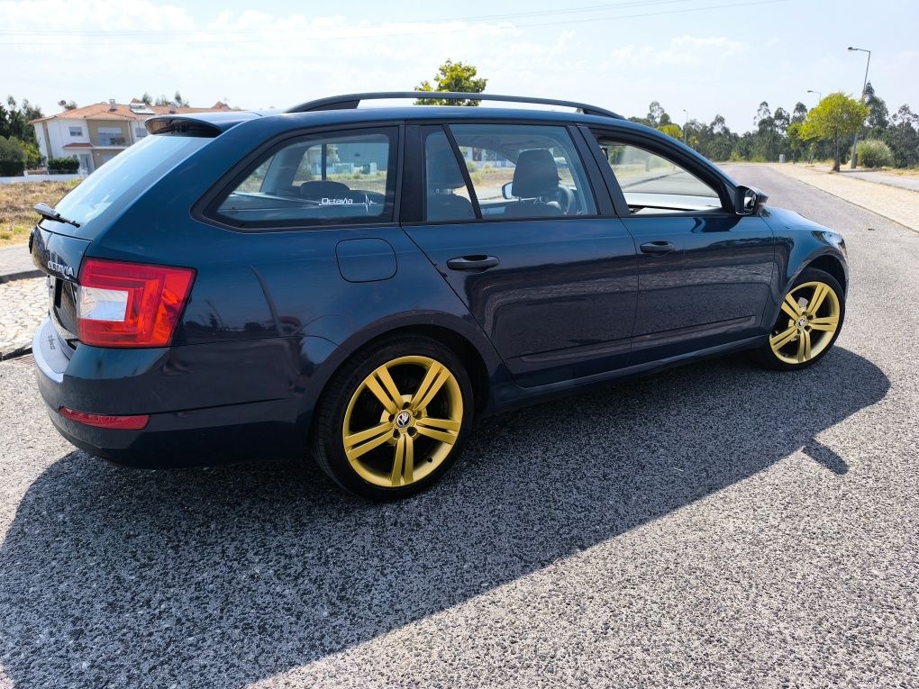 Skoda Octavia 1.6 tdi 10/2014