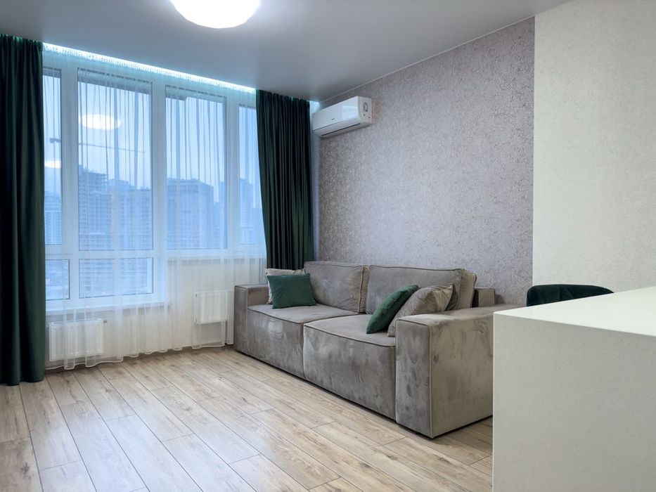 Продам 2 кімн.кв-ру-студію ЖК Новопечерська Вежа