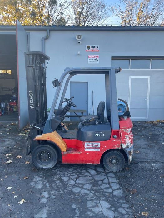 Toyota 7fgf18  Wózek technicznie stan dobry brak UDT