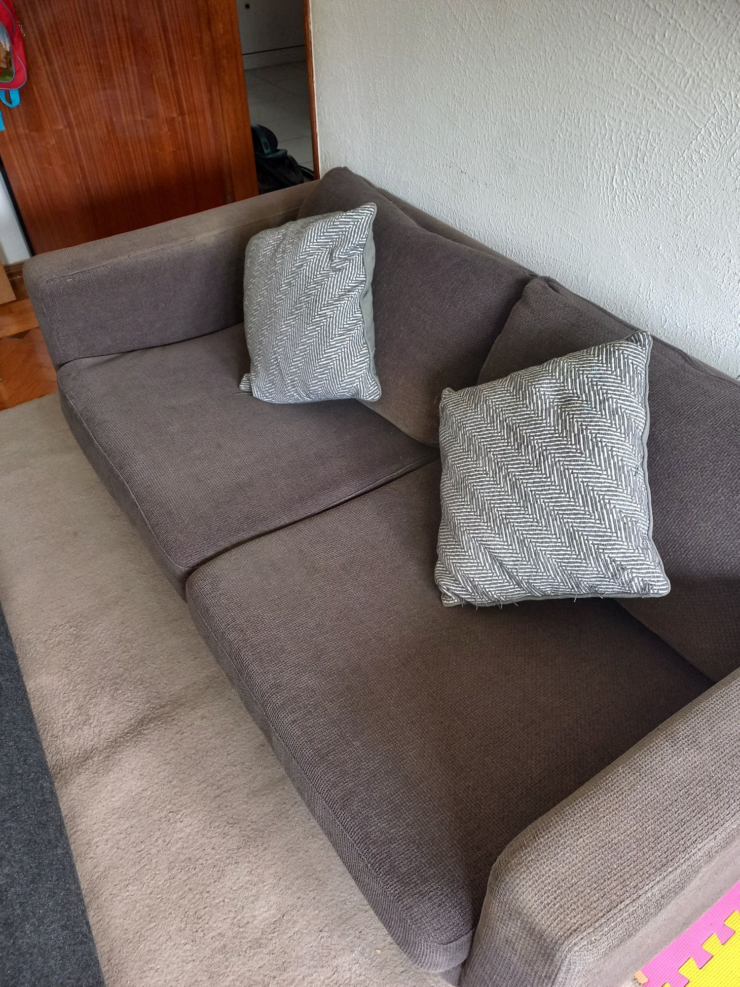 Sofa para desocupar- urgente