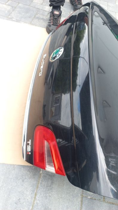 Skoda superb 2 klapa bagażnika czarna 9910 liftbeck