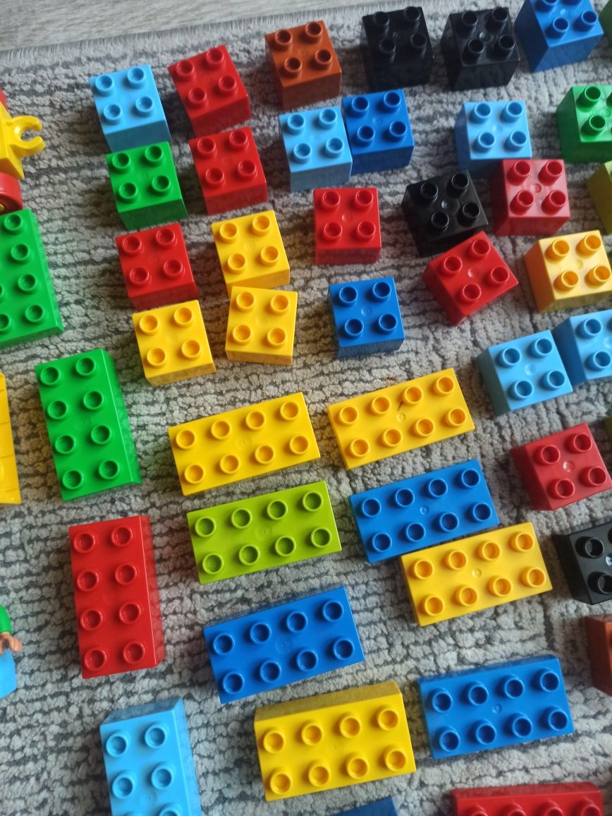 Klocki Duplo około 70 elementów