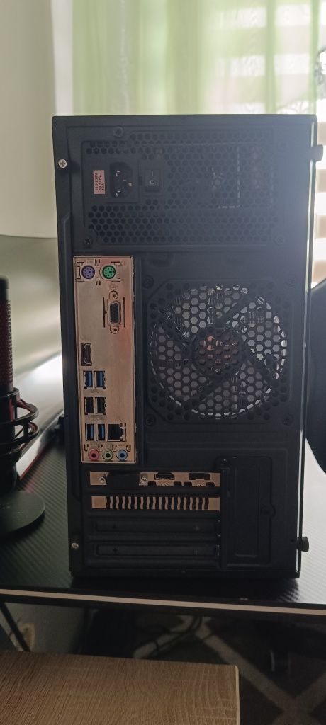 Komputer do gier Ryzen 5 3600 GTX 1650