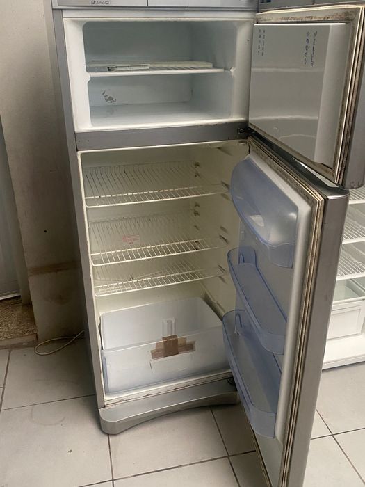 Frigorífico vertical