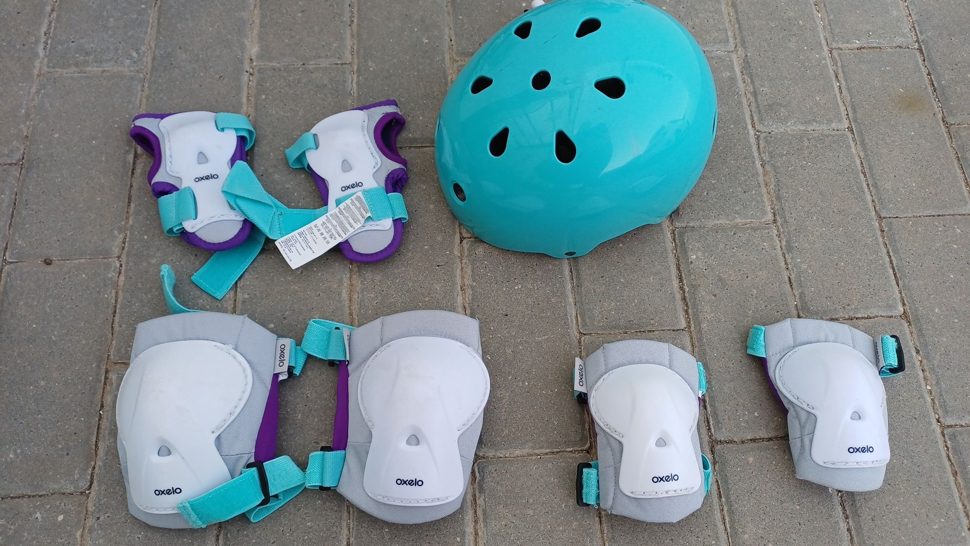 Patins em linha criança, como novos, capacete e protecção