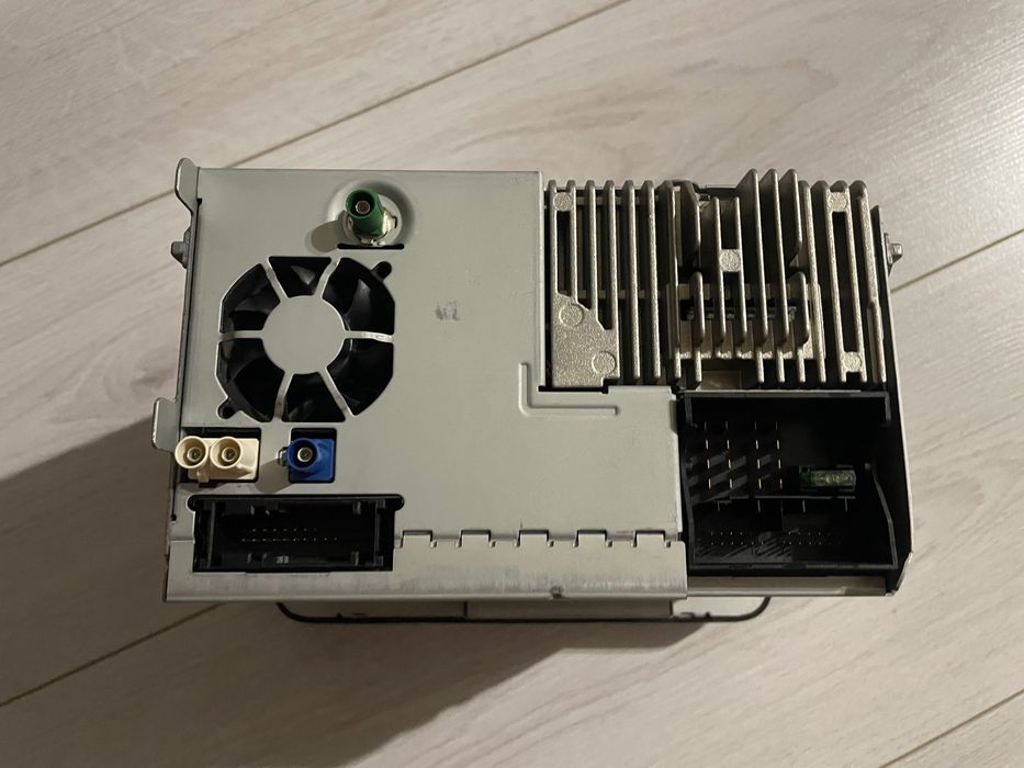 Магнітола VW RNS 510 з кодом Passat B6 B7 CC Golf 6 Jetta Tiguan Caddy