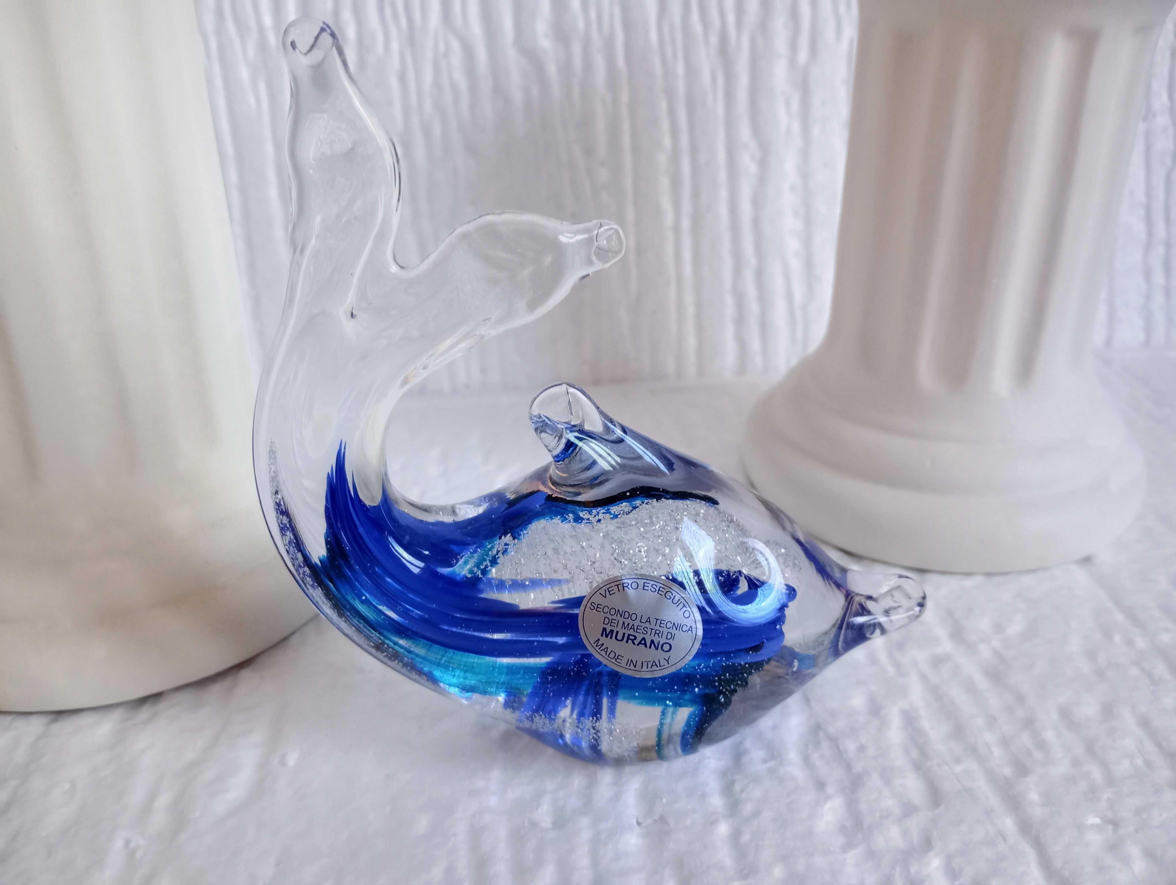 Figurka delfina ze szkła, wykonana według techniki mistrzów z Murano