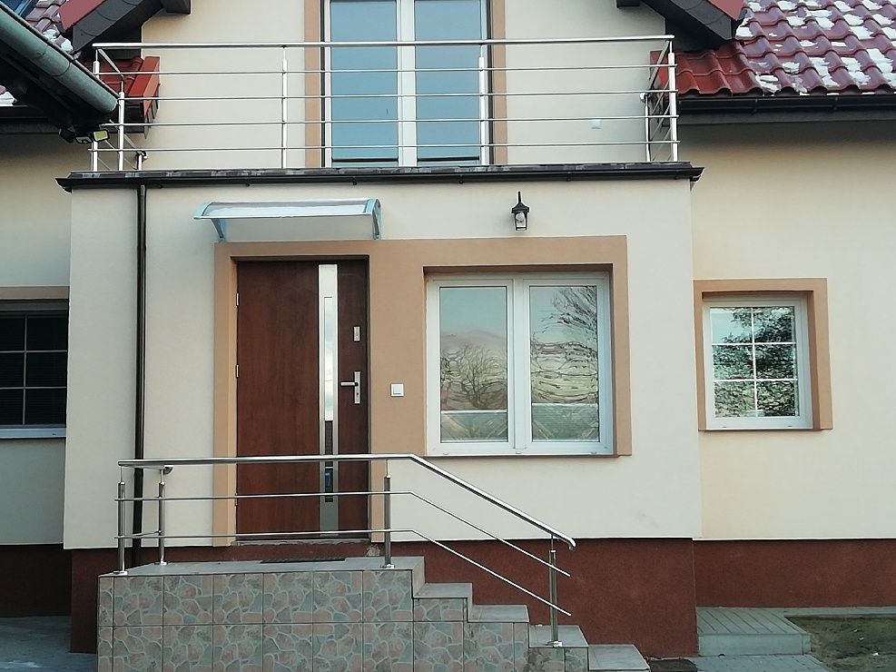 Balustrady, balkony,barierki,poręcze zewnętrzne i wewnętrzne Stal