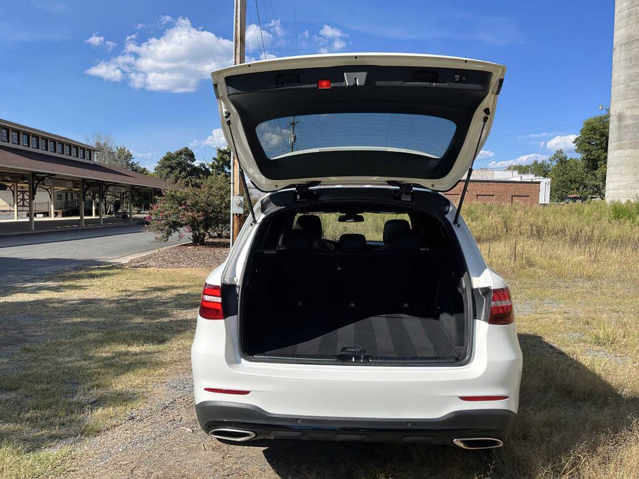 Mercedes-Benz GLC 300      2019